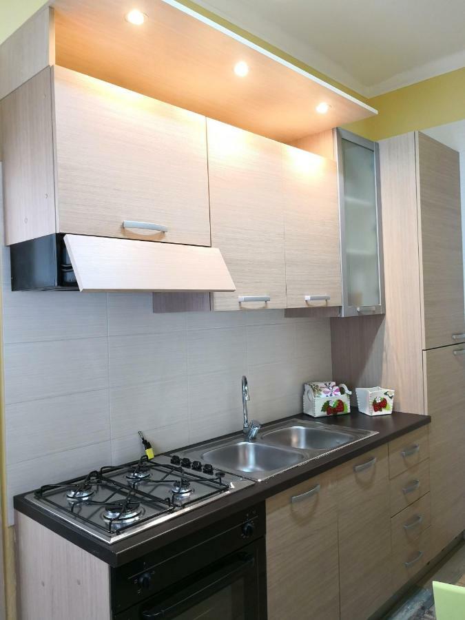 Corso Italia 83 Apartment Taranto Exterior photo
